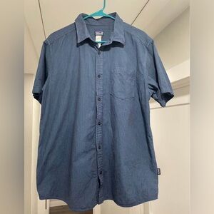 Patagonia Men's Blue Striped Shirt